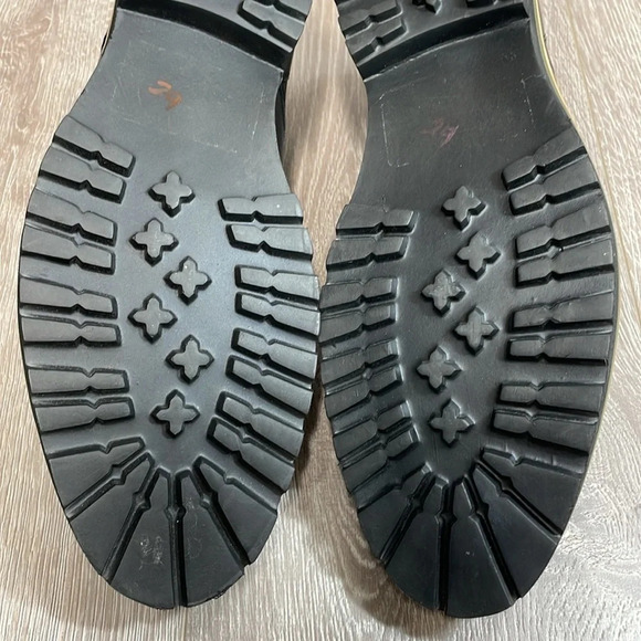 Steve Madden Black Leather Oxfords - Picture 13 of 16